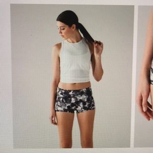 Lululemon Wunder Short 2” Obscured Black